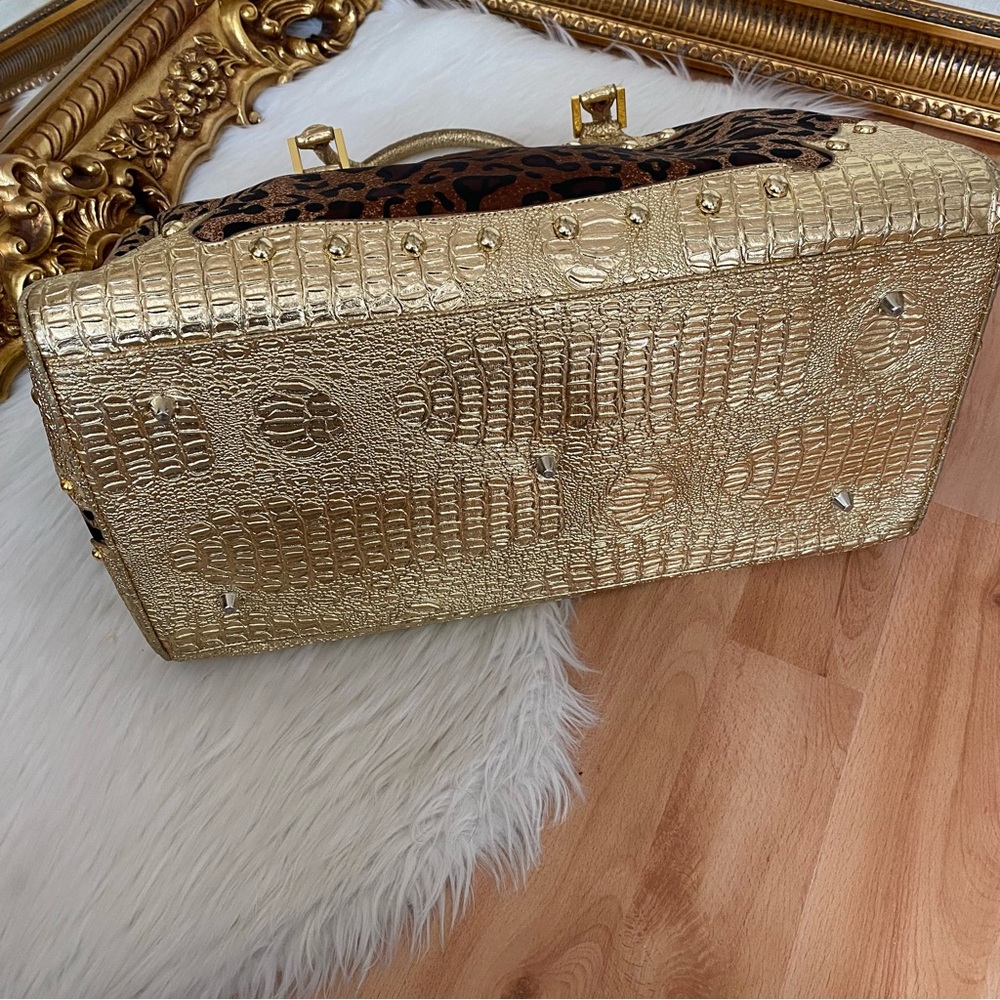 Leopard Gold Croc Embossed Large Carry Bag - Picture 6 of 13